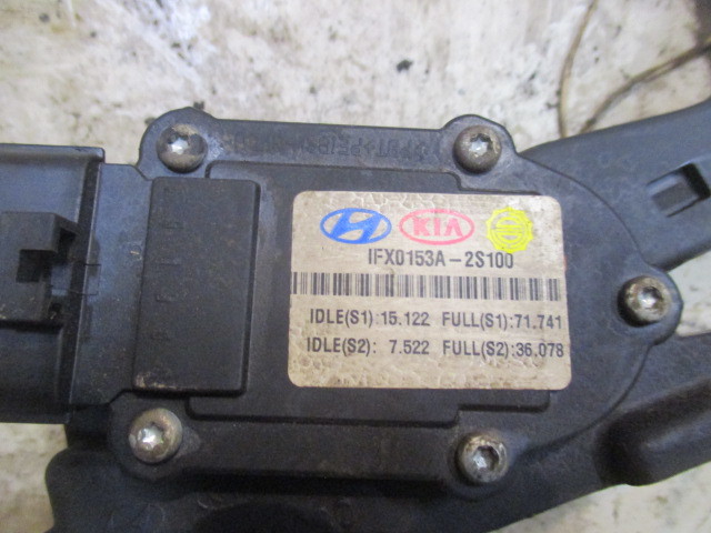Педаль газа Hyundai ix35  2010-2015 на Hyundai ix35 