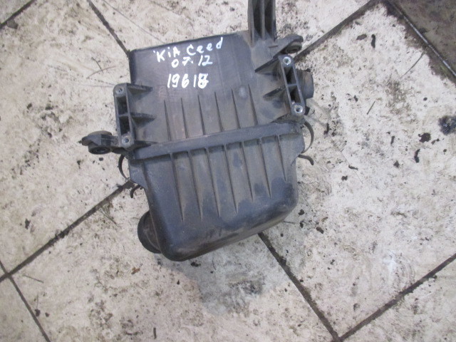 Корпус воздушного фильтра Kia Ceed (ED) 2006-2012 на Kia Ceed (ED)