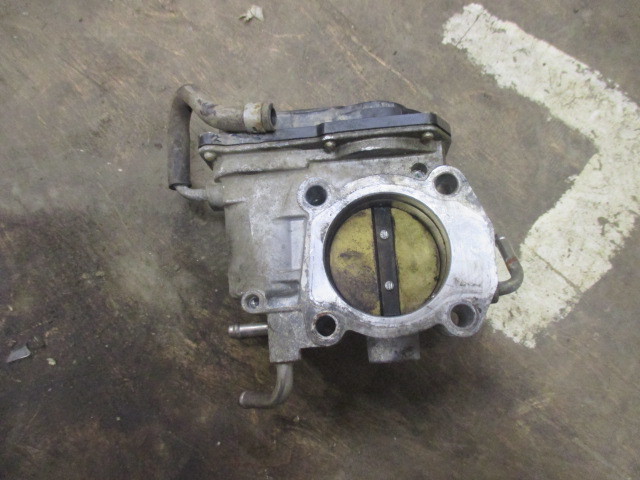 Заслонка дроссельная электрическая Toyota RAV 4 (XA30) 2005-2010 на Toyota RAV 4 (XA30)