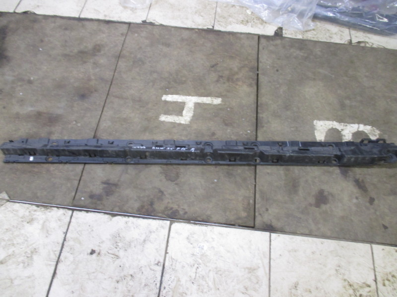 Кронштейн накладки на порог (наружней) BMW X5 F15 2013-н.в. на BMW X5 F15