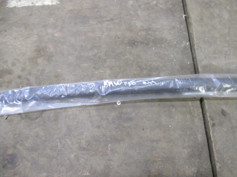 Накладка лобового стекла правая BMW 3-Series (F3x) 2011-2016 на BMW 3-Series (F3x)