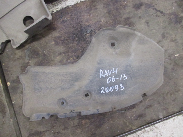 Локер задний правый Toyota RAV 4 (XA30) 2005-2010 5259142070 на Toyota RAV 4 (XA30)