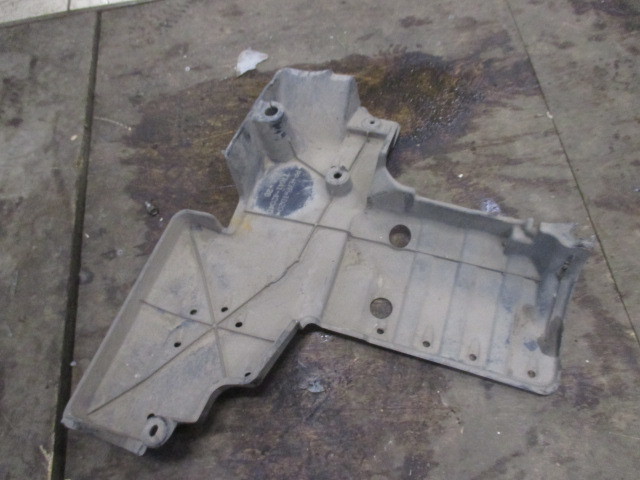 Защита топливного бака Toyota RAV 4  (CA40) 2012-2015 на Toyota RAV 4  (CA40)