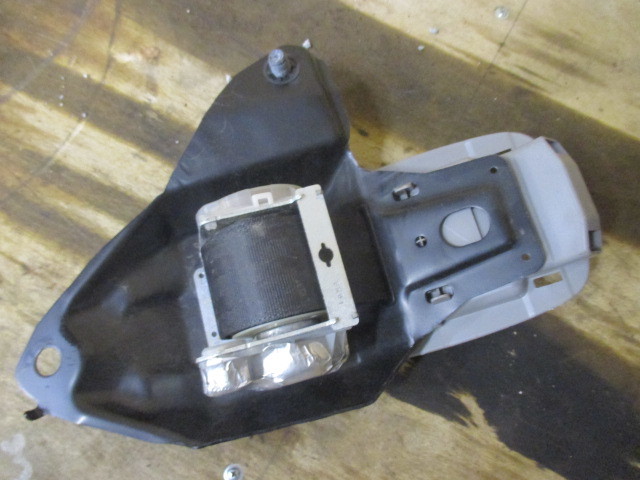 Ремень безопасности Toyota RAV 4 (XA30) 2005-2010 на Toyota RAV 4 (XA30)