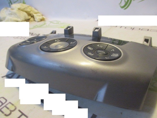 Блок управления климатической установкой Toyota RAV 4 (XA30) 2005-2010 на Toyota RAV 4 (XA30)