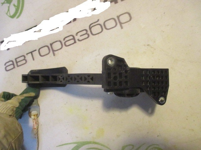 Педаль газа Toyota RAV 4 (XA30) 2005-2010        7811042010 на Toyota RAV 4 (XA30)