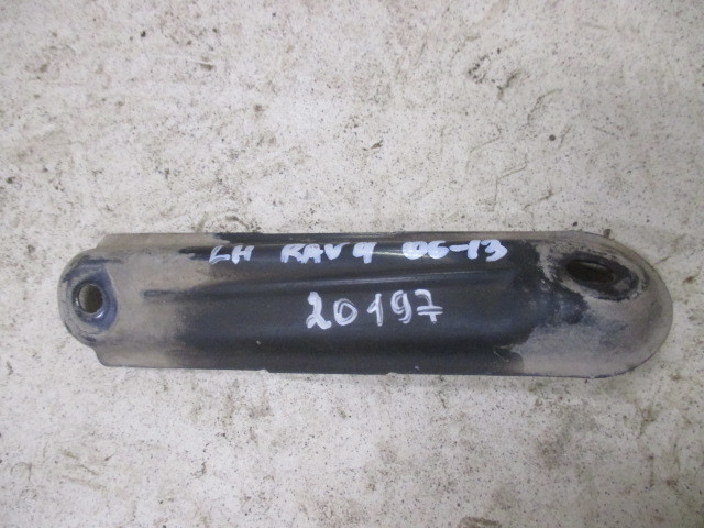 Крепление Toyota RAV 4 (XA30) 2005-2010 на Toyota RAV 4 (XA30)