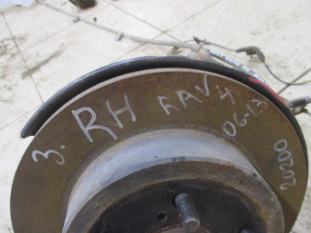 Диск тормозной задний Toyota RAV 4 (XA30) 2005-2010 на Toyota RAV 4 (XA30)