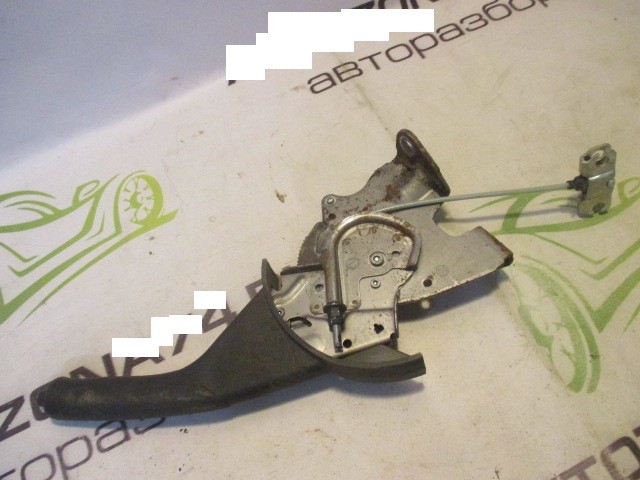 Рычаг стояночного тормоза Toyota RAV 4 (XA30) 2005-2010 на Toyota RAV 4 (XA30)
