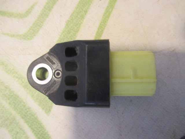 Датчик AIR BAG Toyota RAV 4 (XA30) 2005-2010 на Toyota RAV 4 (XA30)