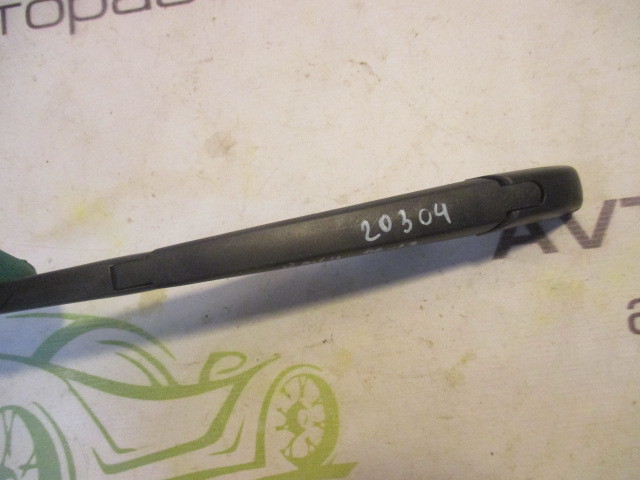Поводок стеклоочистителя заднего Toyota RAV 4 (XA30) 2005-2010 на Toyota RAV 4 (XA30)
