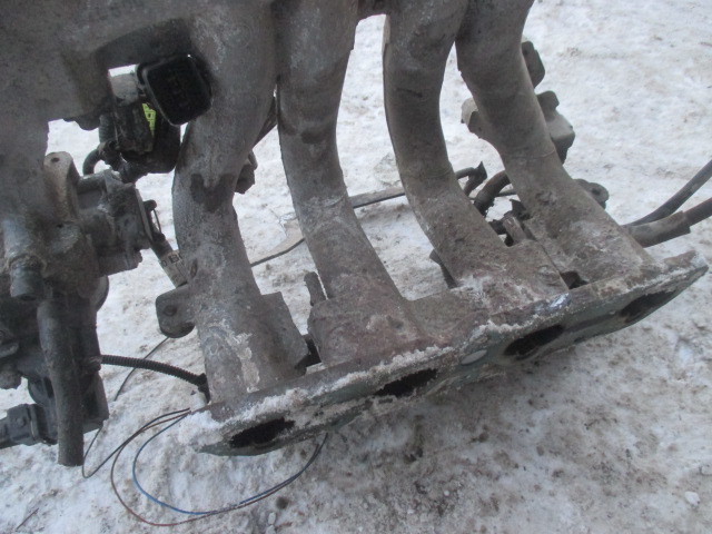Коллектор впускной Kia Spectra  2000-2011 на Kia Spectra 