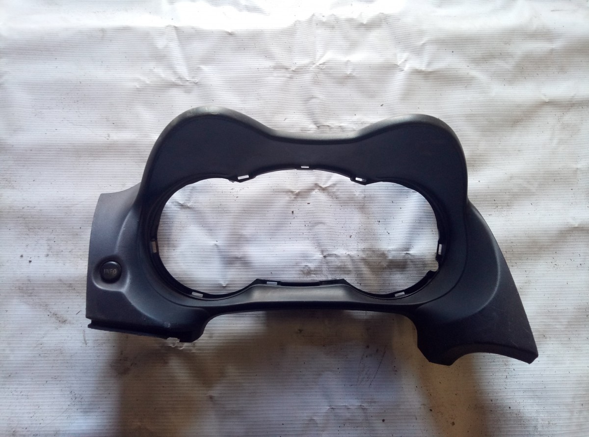 Обшивка салона Mitsubishi Lancer 10 2007-2015 8060A047ZZ  на Mitsubishi Lancer X