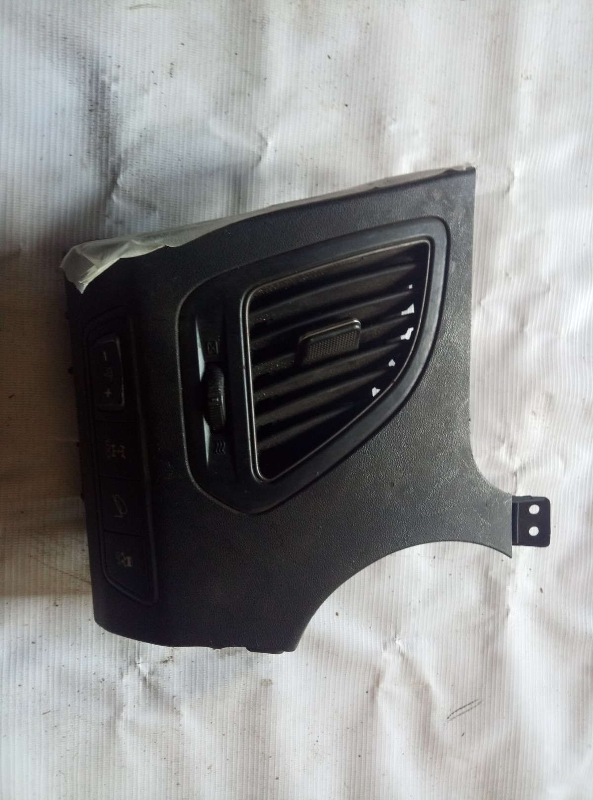 Блок кнопок Hyundai IX35 2010-2015 на Hyundai ix35 