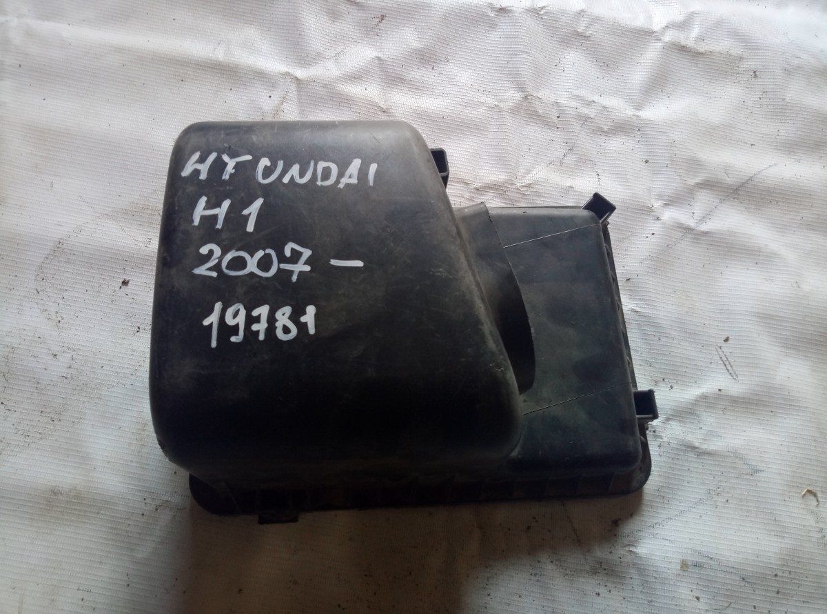 Корпус воздушного фильтра Hyundai H1 2001- на Hyundai Accent 