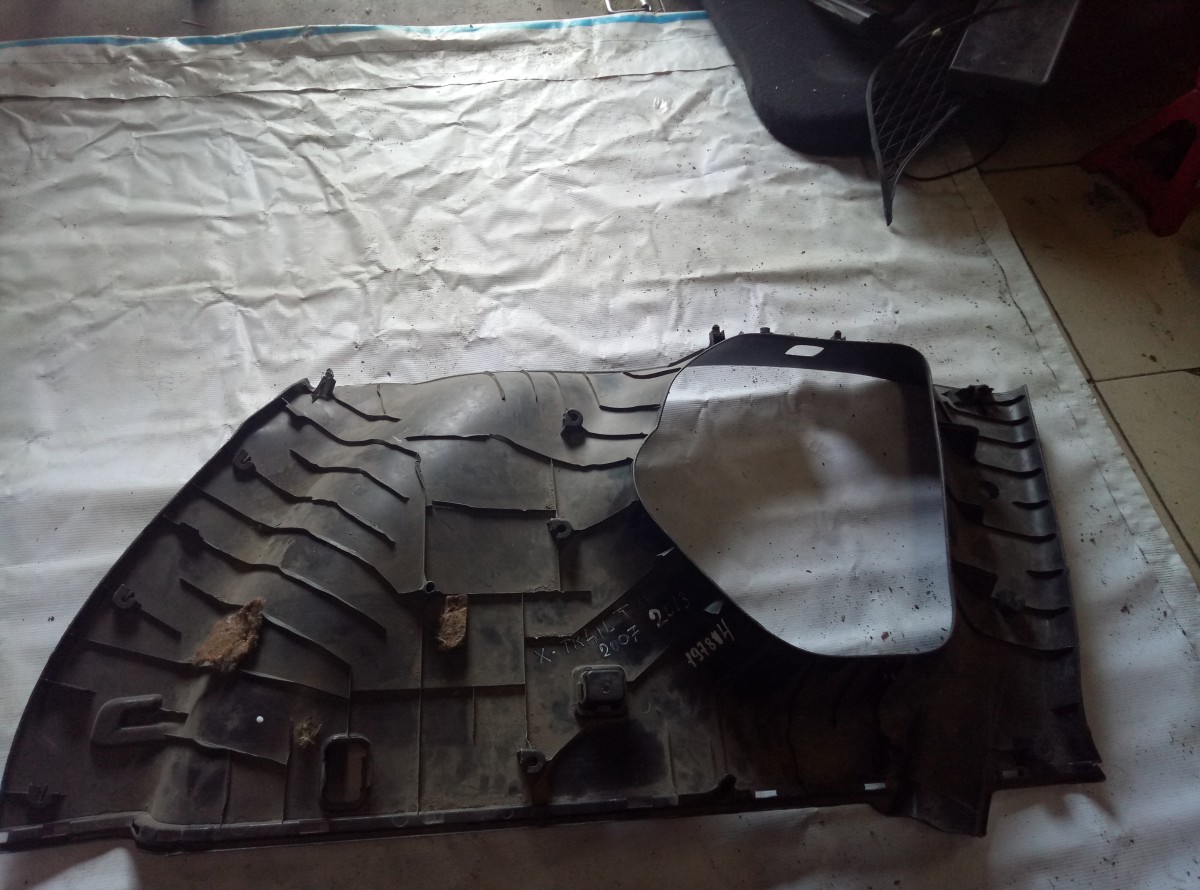 Обшивка багажника левая Nissan X-Trail T31 2007-2012 на Nissan X-Trail T31