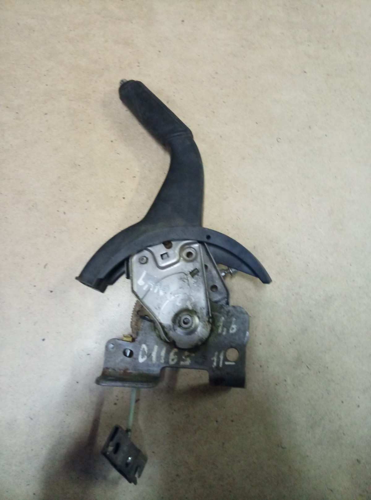 Ручник Mitsubishi Lancer 10 2007-2015 на Mitsubishi Lancer X