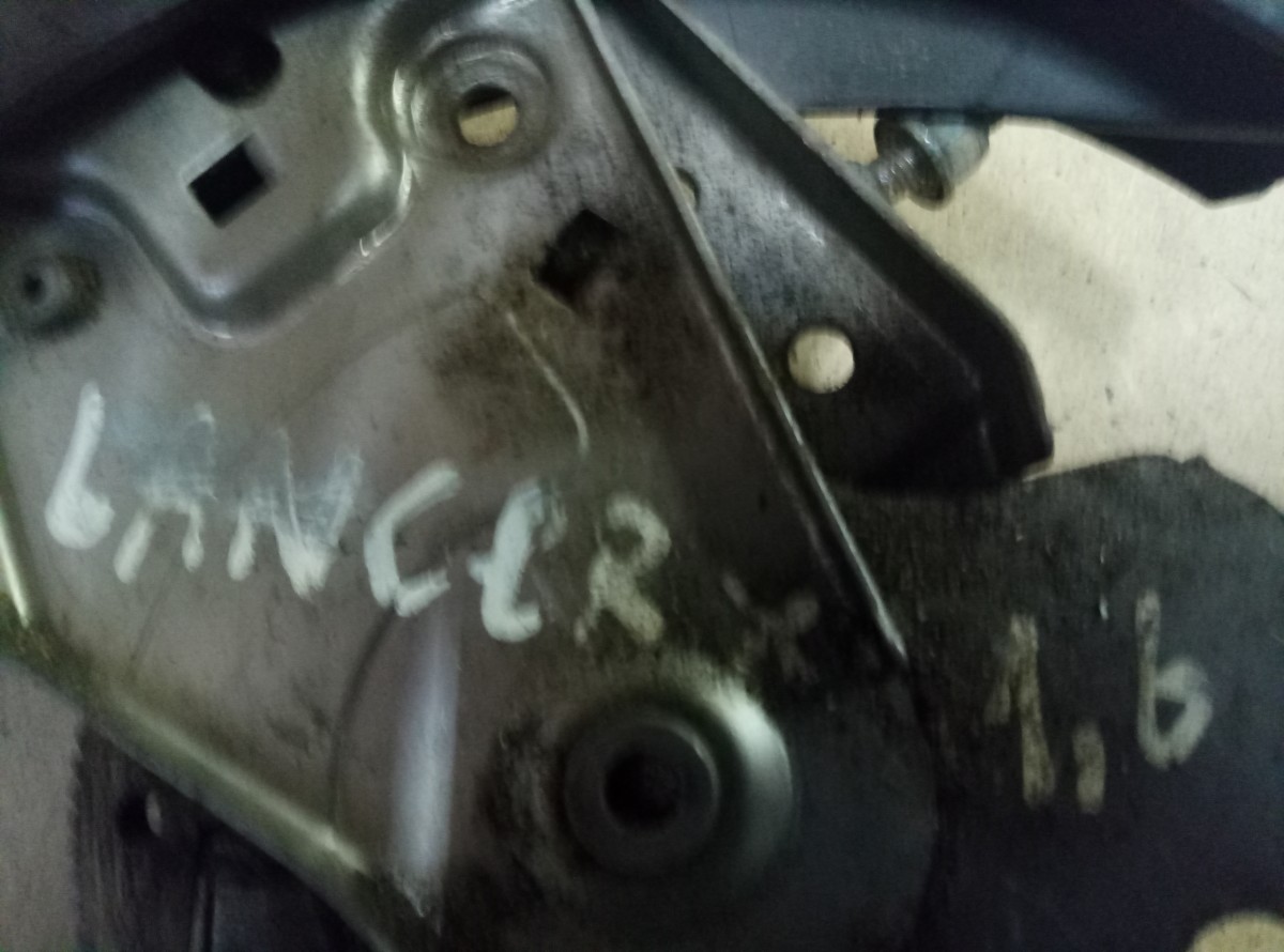 Ручник Mitsubishi Lancer 10 2007-2015 на Mitsubishi Lancer X