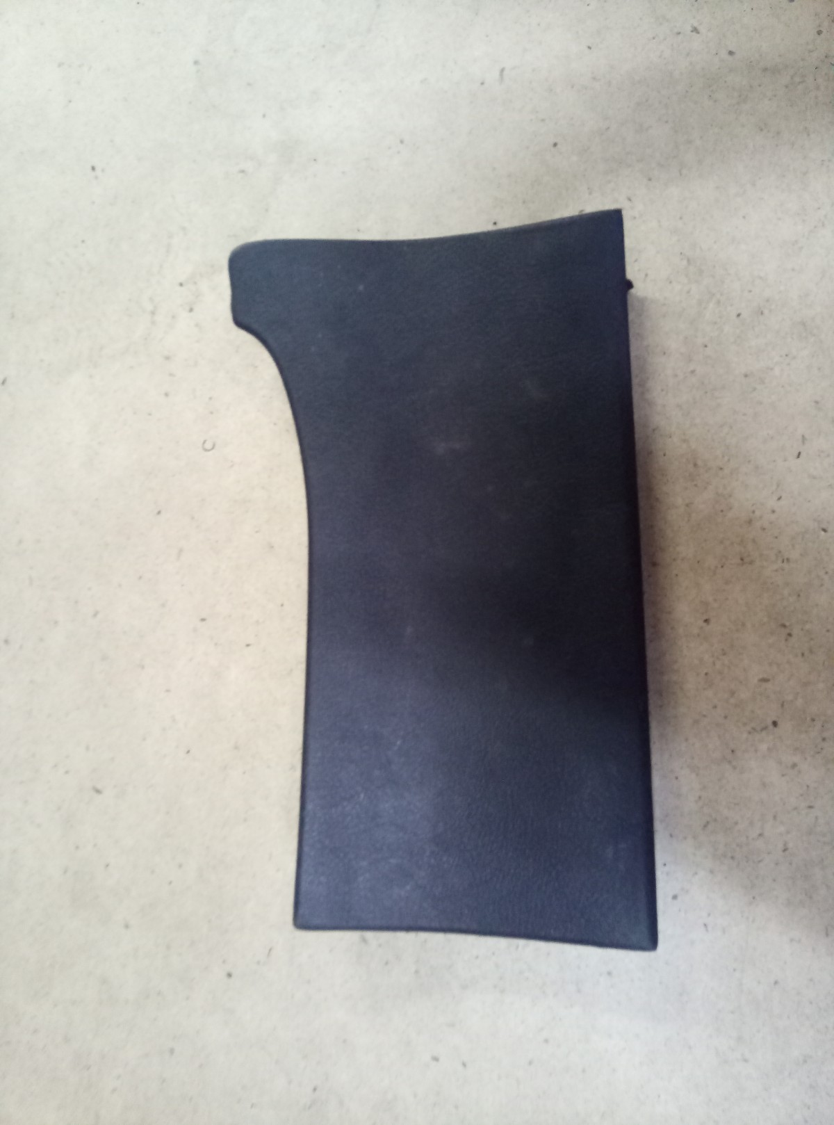 Крышка рулевой колонки Peugeot 307 9634497077 на Peugeot 307