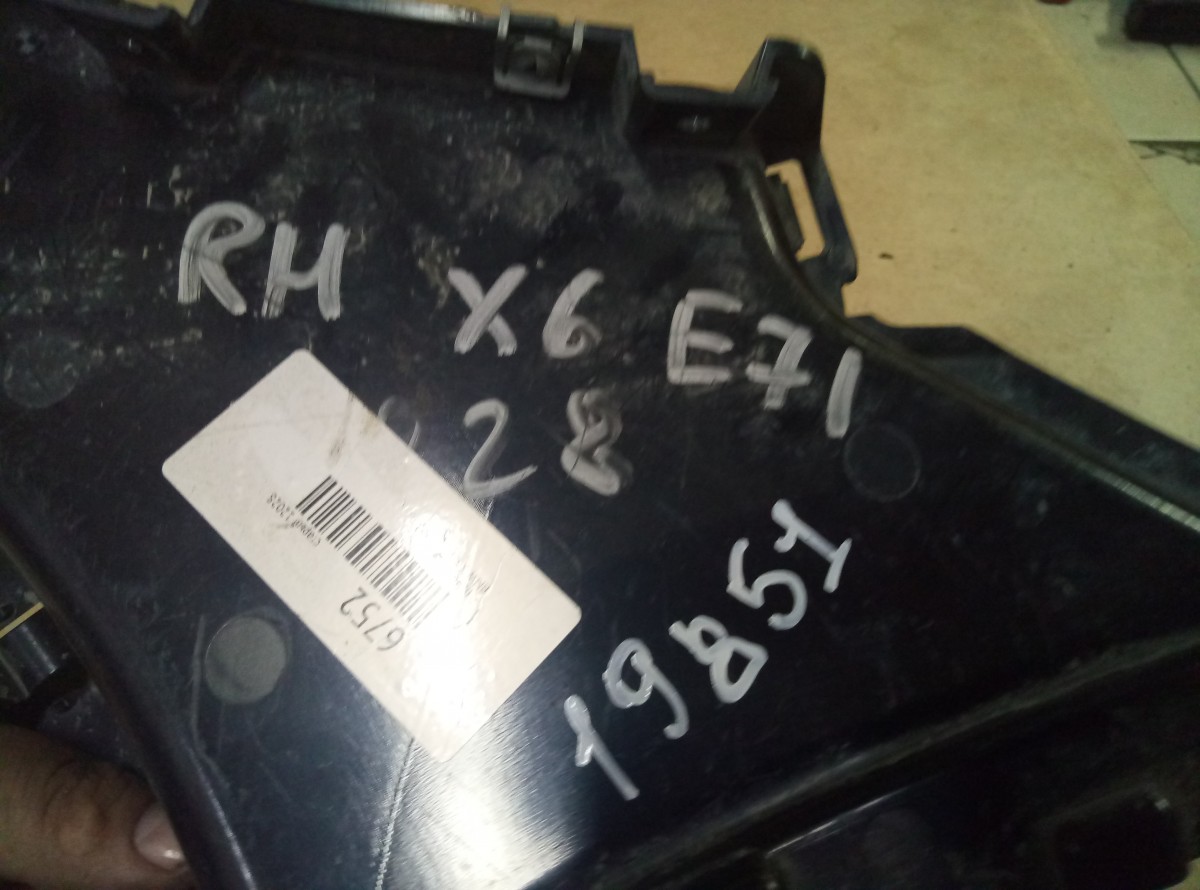 Кронштейн BMW X6 E71  на BMW X6 E71