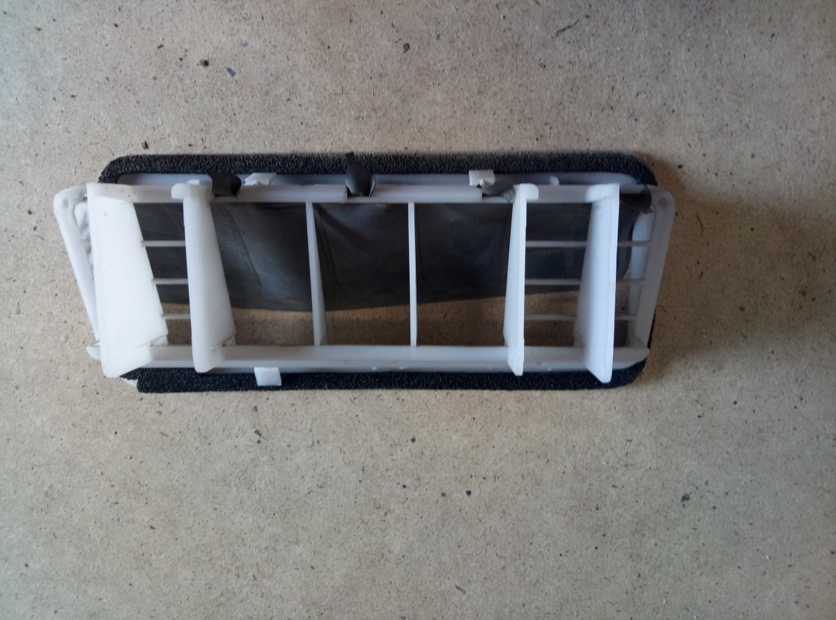 Воздухозаборник Suzuki Grand Vitara 2006-2012 на Suzuki Grand Vitara 