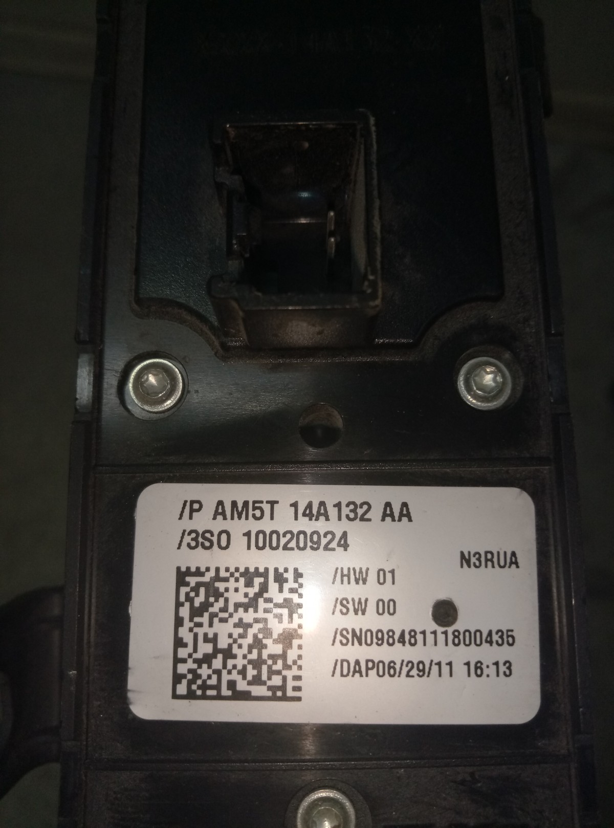 блок управления стеклоподъемниками Ford Focus 3 2011>        AM5T14A132AA на Ford Focus 3