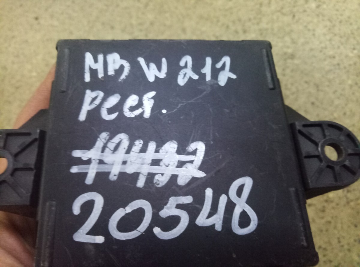 Блок управления двери Mercedes W212 E-Klasse 2009- OEM : A2129008427 на Mercedes-Benz E-Class W212,S212,C207