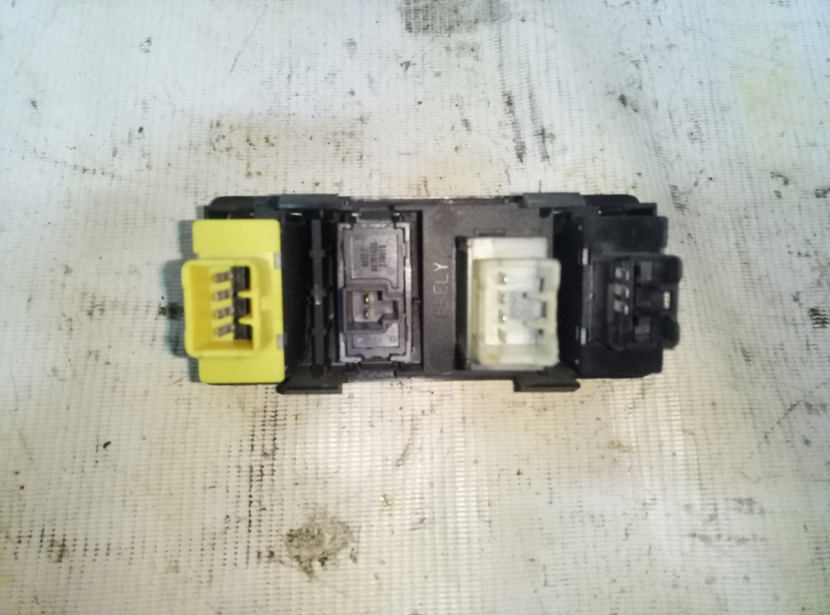 Блок Кнопок GEELY EMGRAND EC7 на Geely Emgrand EC7 