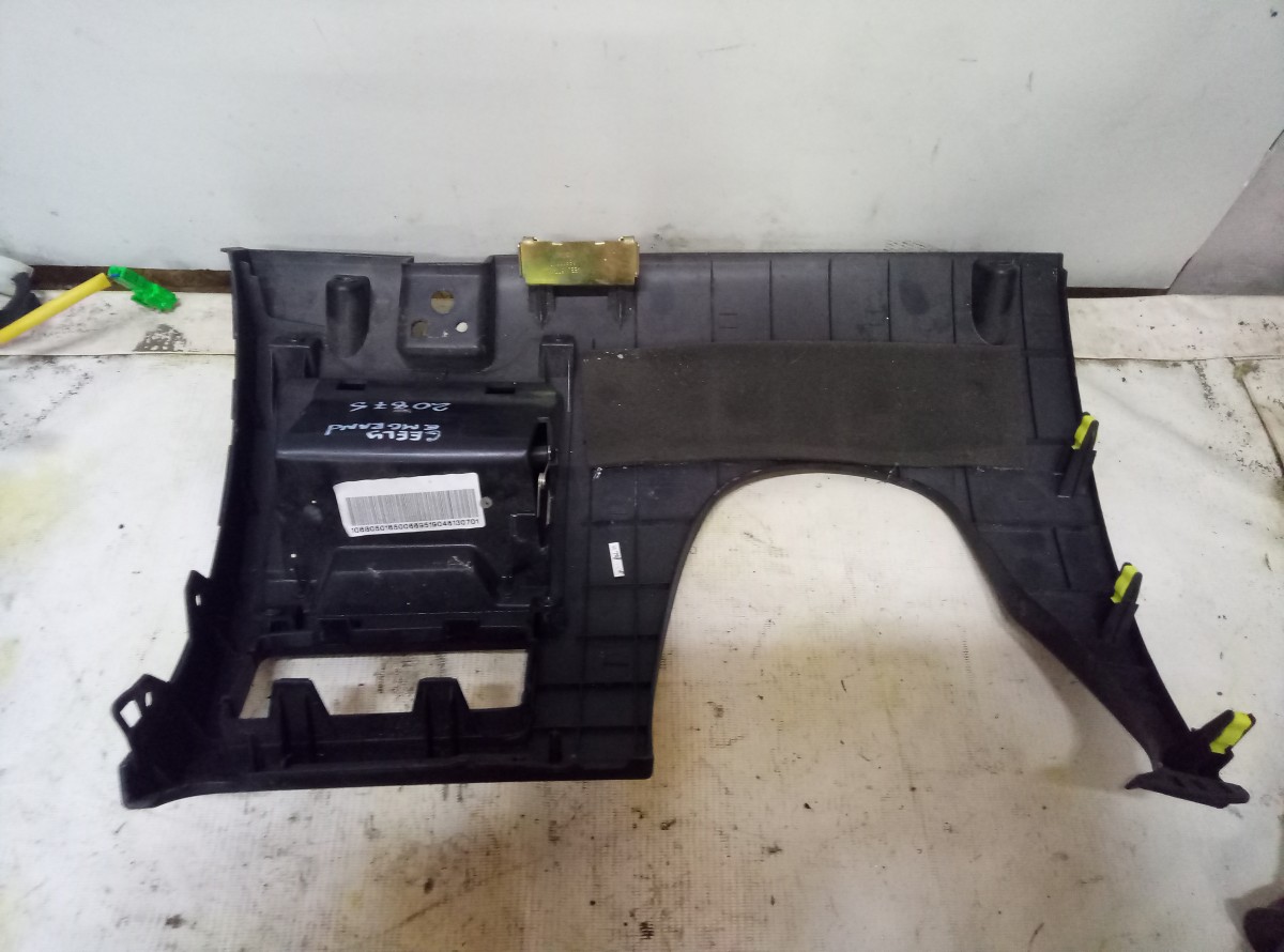Обшивка салона GEELY EMGRAND EC7> MR718106802302 на Geely Emgrand EC7 