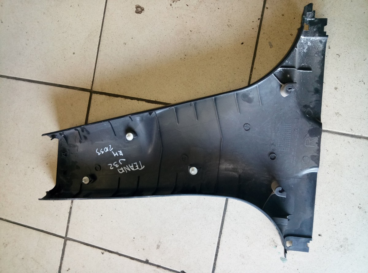 Обшивка стойки правой Nissan Teana J32 2008-2013 на Nissan Teana J32