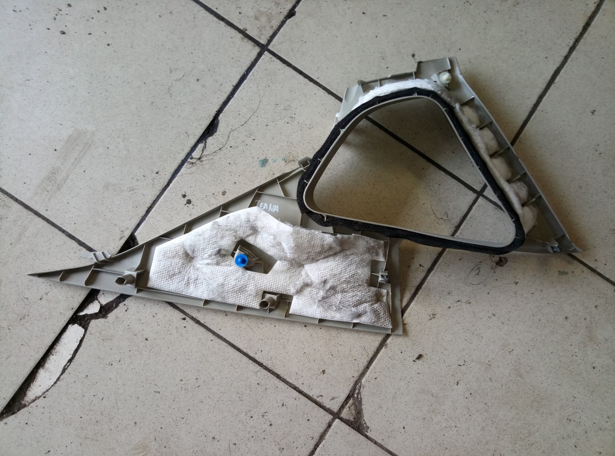 Обшивка салона Nissan Teana J32 2008-2013 на Nissan Teana J32