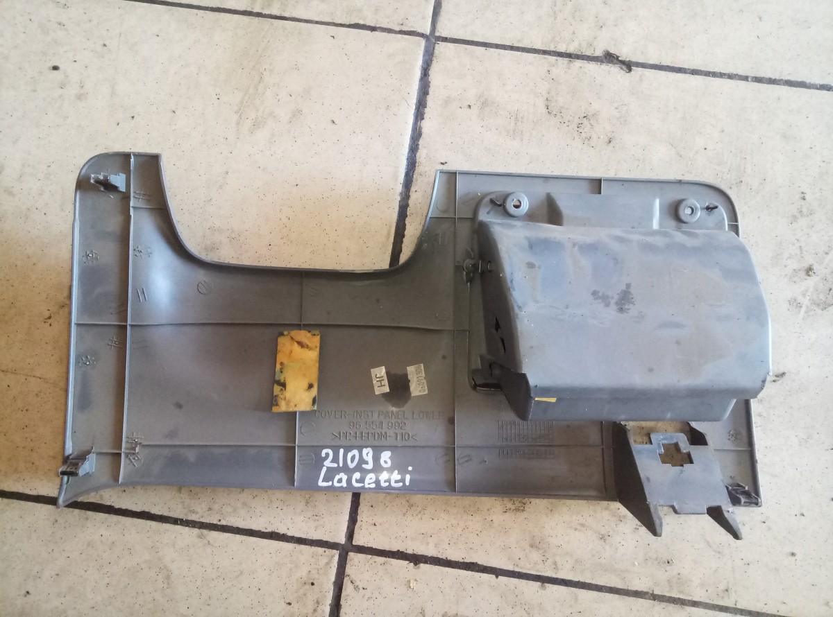 Накладка на торпедо Chevrolet Lacetti 2003-2013 96554992 на Chevrolet Lacetti 