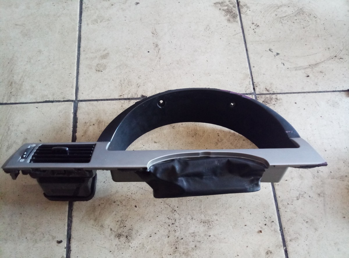 Консоль Chevrolet Lacetti 2003-2013 на Chevrolet Lacetti 