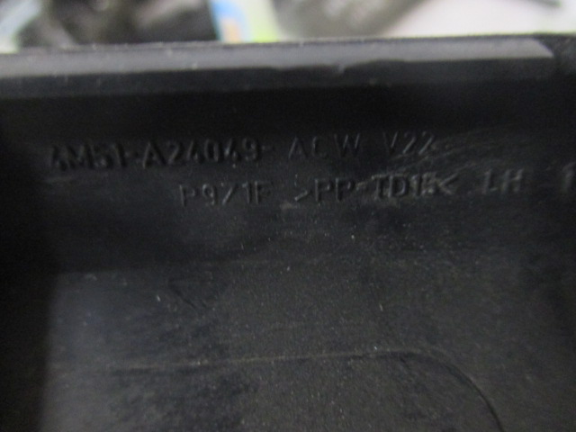 Накладка двери передней левой Ford Focus 2 2005-2008 4M51-A24049 на Ford Focus 2