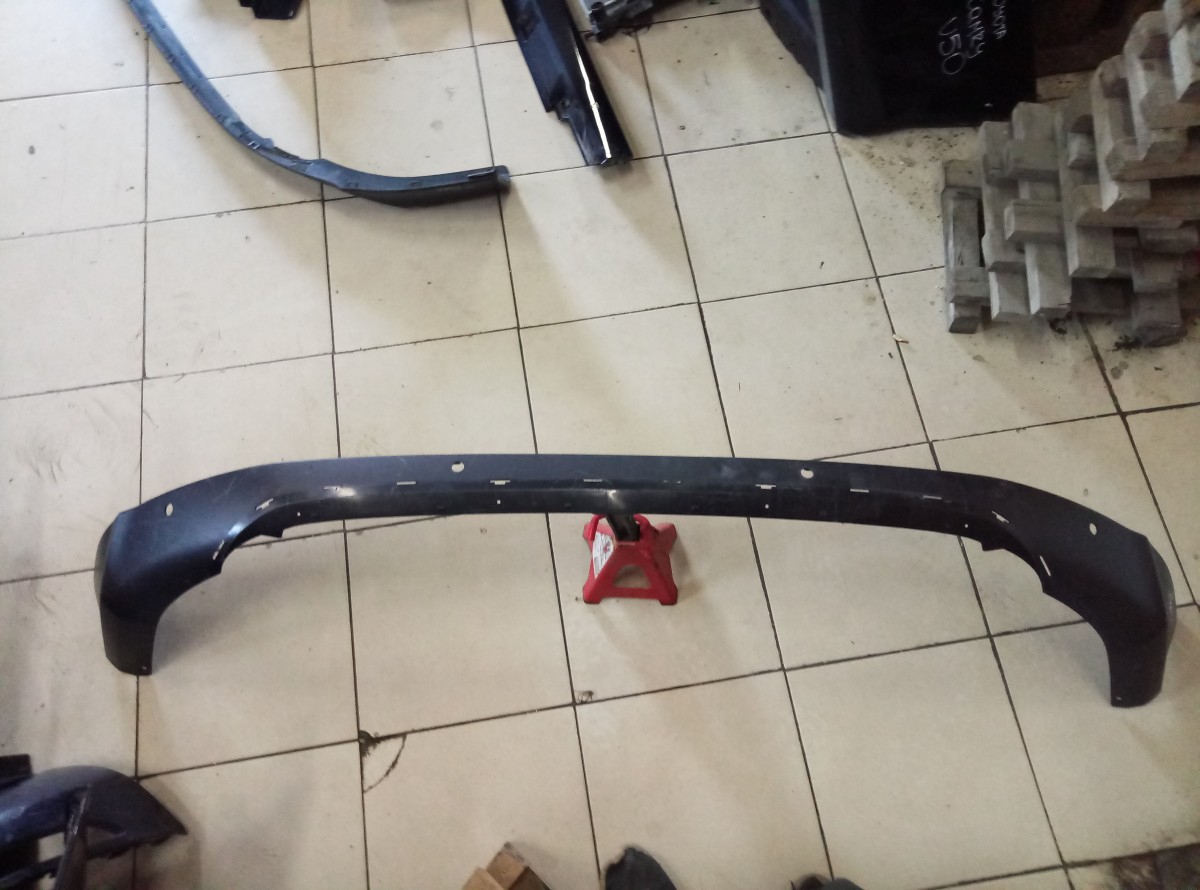 Юбка заднего бампера Toyota Rav4 2015-2020 521690r060 на Toyota RAV 4  (CA40)