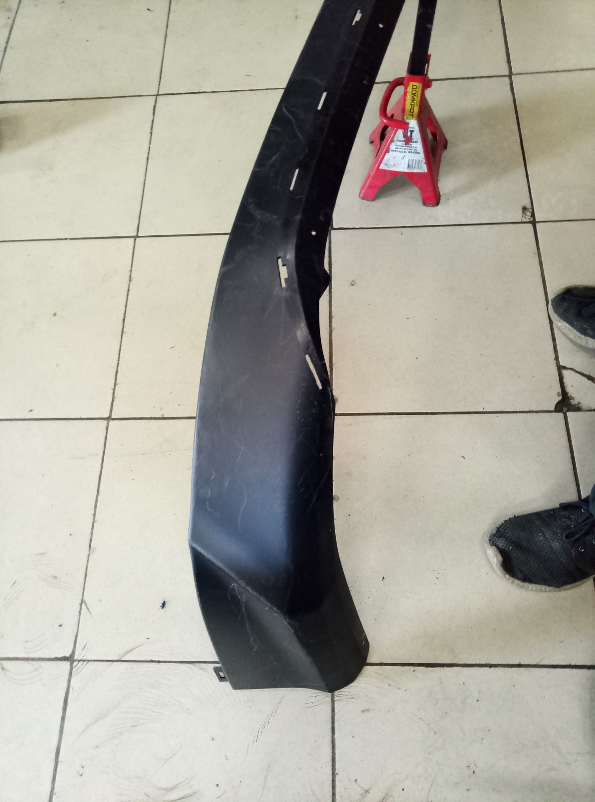 Юбка заднего Бампера TOYOTA RAV4 2015-2020 521690r060 на Toyota RAV 4  (CA40)