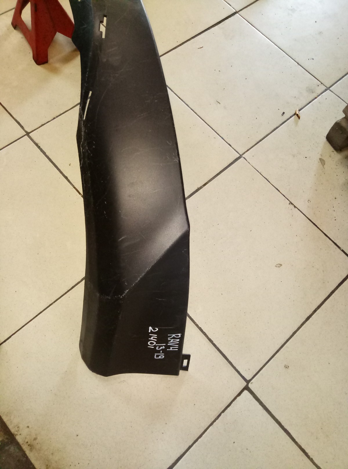 Юбка заднего Бампера TOYOTA RAV4 2015-2020 521690r060 на Toyota RAV 4  (CA40)