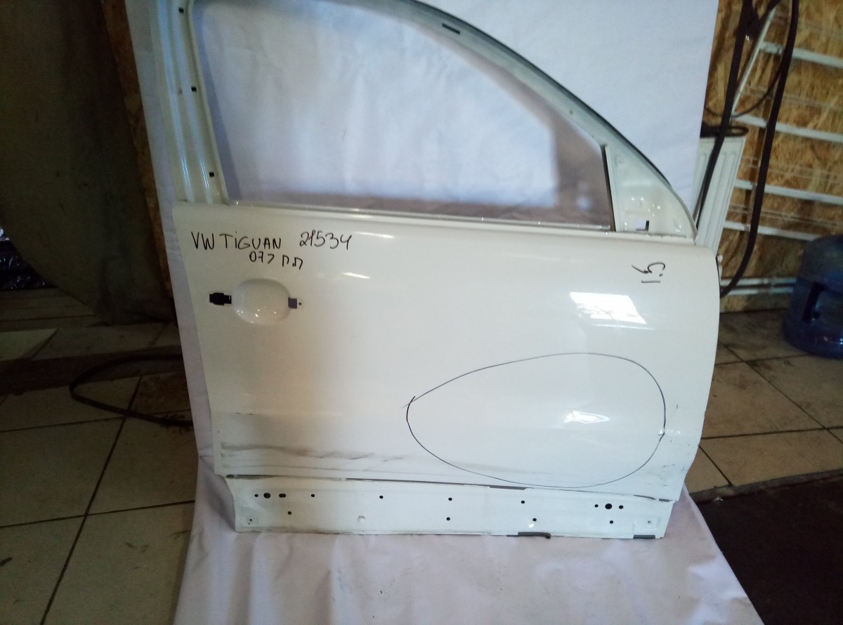 Дверь передняя правая Volkswagen Tiguan 2007-2011 на Volkswagen Tiguan 