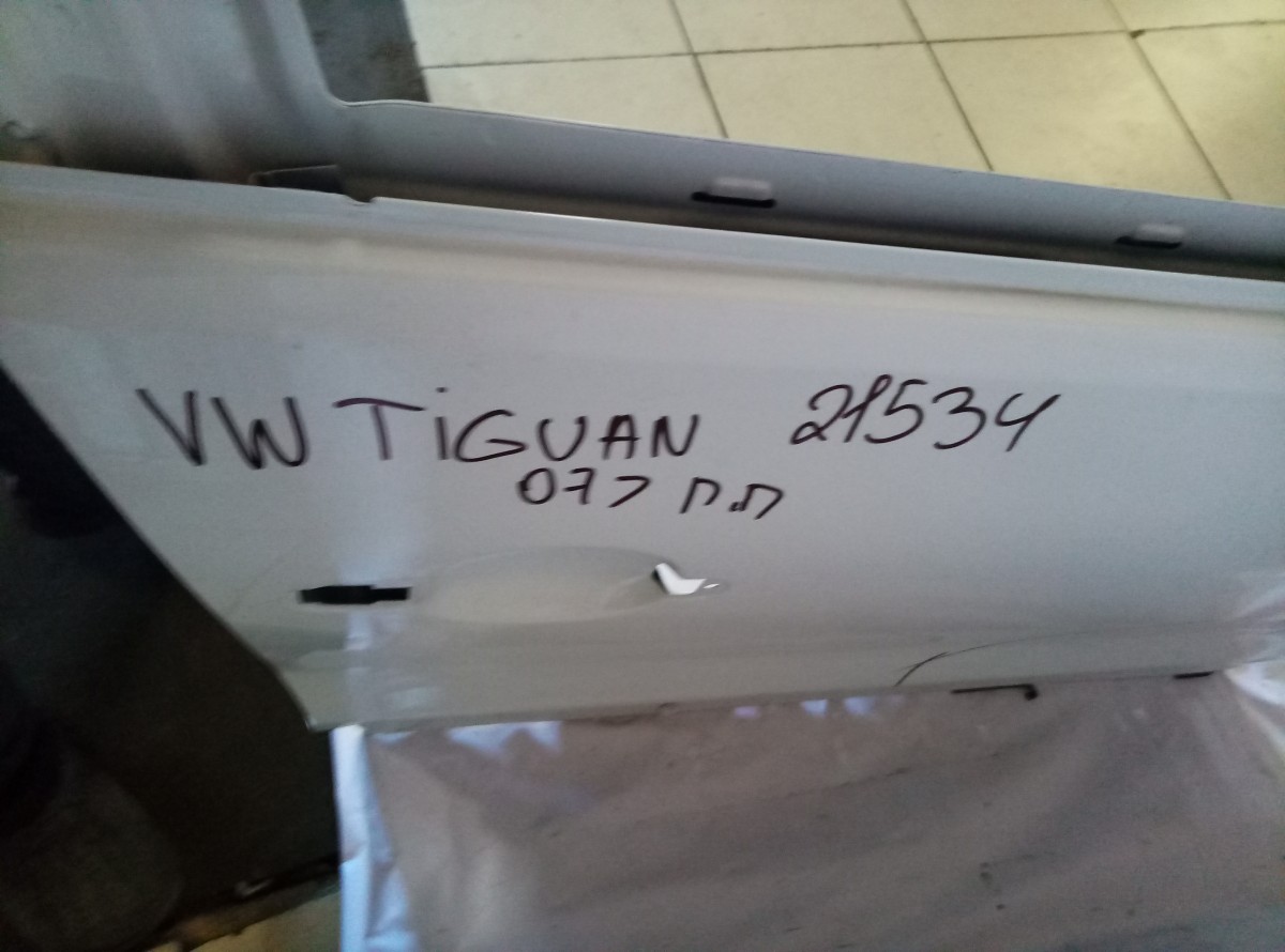 Дверь передняя правая Volkswagen Tiguan 2007-2011 на Volkswagen Tiguan 
