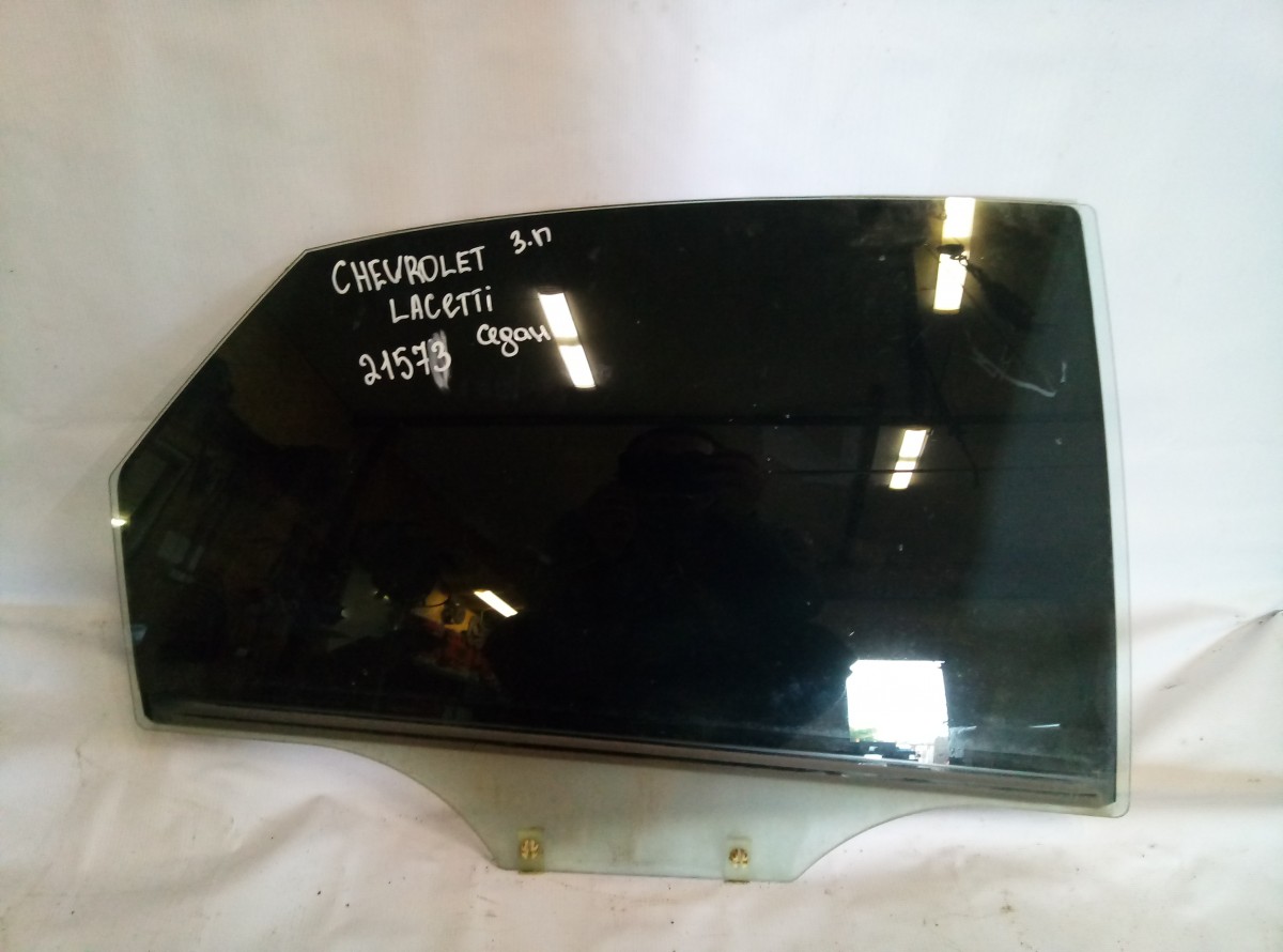 Стекло двери задней правой Chevrolet Lacetti 2003-2013 на Chevrolet Lacetti 