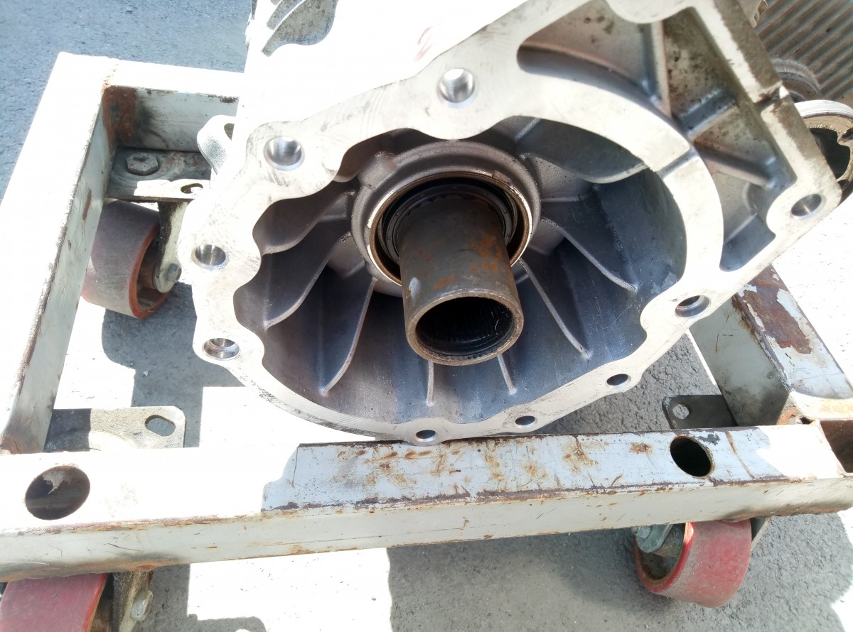 Коробка раздаточная Porsche Cayenne 955 2003-2010 на Porsche Cayenne 955
