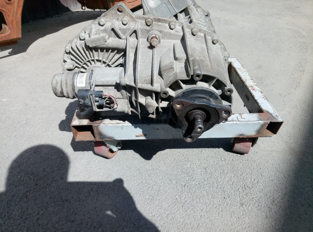 Коробка раздаточная Porsche Cayenne 955 2003-2010 на Porsche Cayenne 955