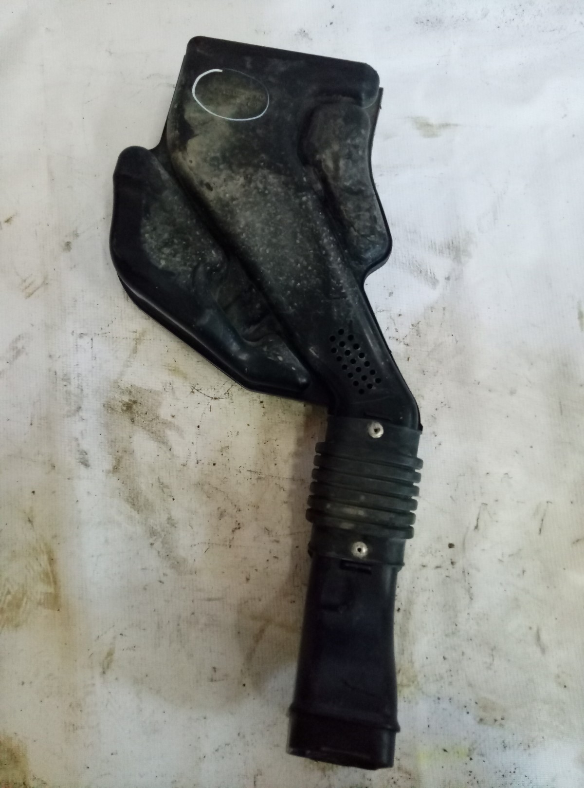  Воздухозаборник Mitsubishi ASX 1505а479 на Mitsubishi ASX 