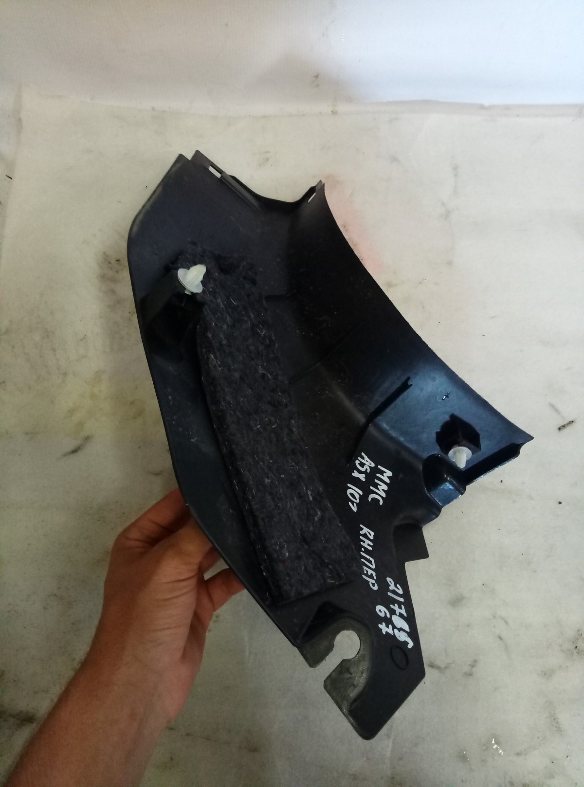 Накладка порога передняя правая ASX 7217A020 на Mitsubishi ASX 