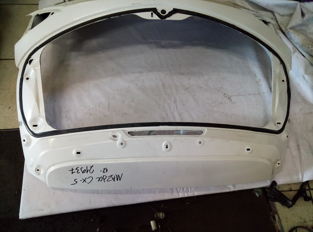Дверь багажника Mazda CX5  на Mazda CX5 (KE)