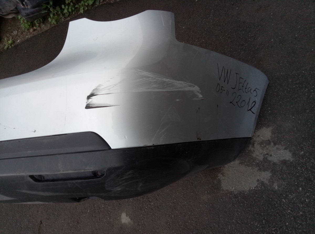 Бампер задний VW JETTA 2005-2010 на Volkswagen Jetta V