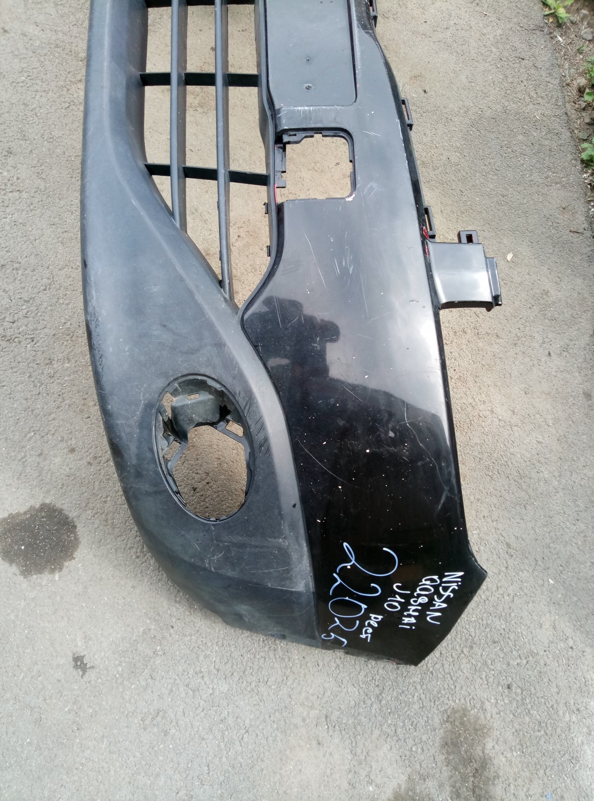 Бампер передний Nissan Qashqai  на Nissan Qashqai J10