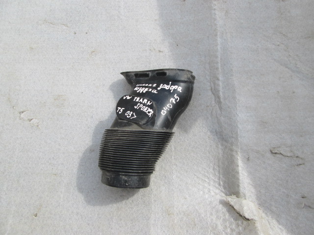 Воздухозаборник (наружный) Volkswagen Transporter 3 (T5) 2003-2009 на Volkswagen Transporter 3 (T5)