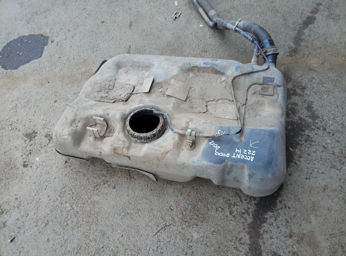 Бак топливный Hyundai Accent  на Hyundai Accent 