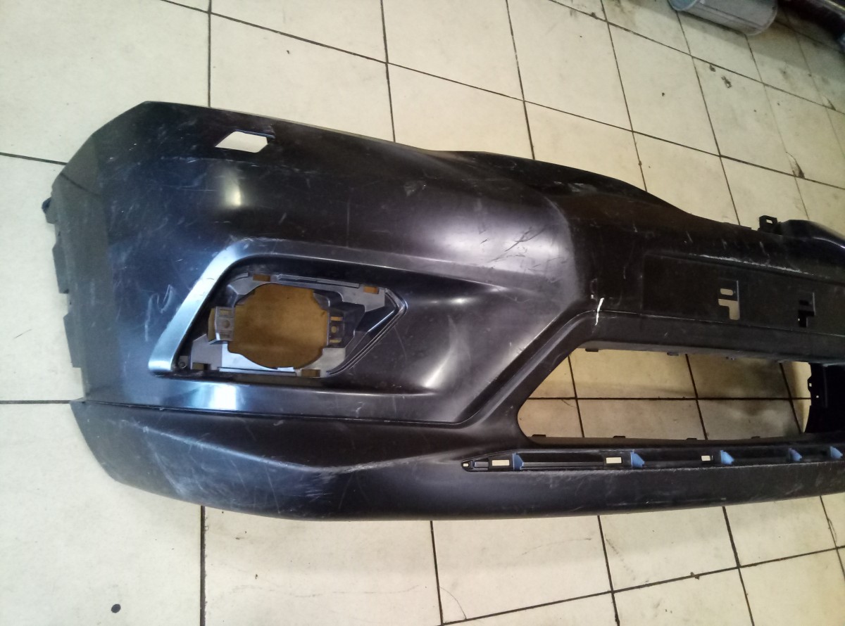Бампер передний Nissan X-Trail T32  на Nissan X-Trail T31